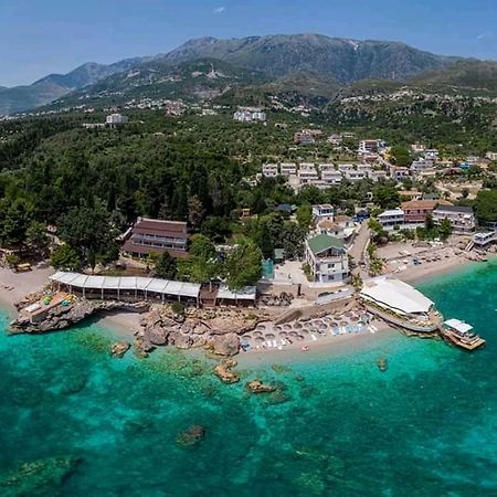 Guesthouse Riviera "Xh&M" Dhermi Luaran gambar