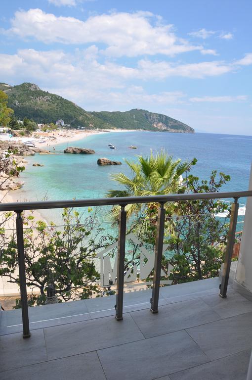 Guesthouse Riviera "Xh&M" Dhermi Luaran gambar